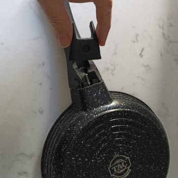 Taç Tacin Gönder Döküm Tavanın Sapı Kırık Çıktı.