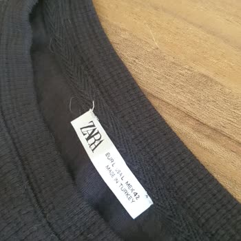 Ankara Zara'da Satın Alınan T-Shirt Renginde Solma Ve Küçülme Sorunu