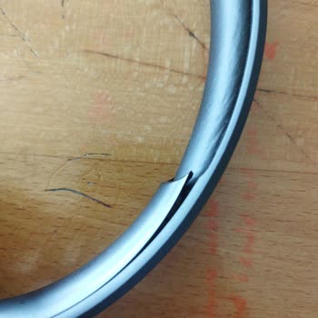 JBL 520BT Üst Sünger Yanı Plastiklerin Açılması