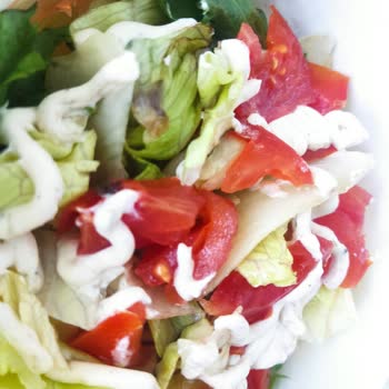 Usta Dönerci Solucanlı Salata Ve Çürük Ürünlerle Hayal Kırıklığı