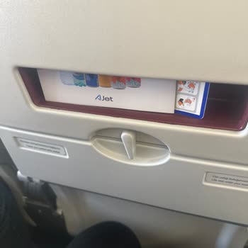 AJet (Anadolu Jet) Uçuş Gecikmesi Habersiz Yapıldı