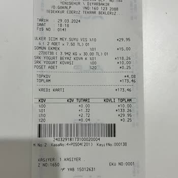 İçim Meyve Suyu İçerisinden Çıkan Belirsiz Şeyler