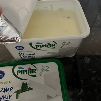 Pınar Et ve Süt Marketten Alınan Süzme Peynirde Küflenme Sorunu