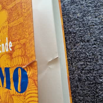 Bkmkitap Yırtık Ve Hasarlı Kitap