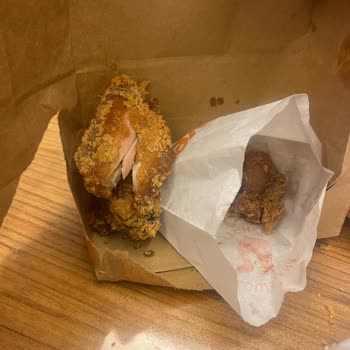 Popeyes Kalmış Ürün Gönderiyorlar