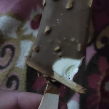 BİM Adora Mini Bademli Dondurma