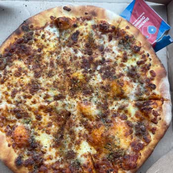 Domino's Pizza Kalitesiz Hizmet, Parasını Verseniz Bile.