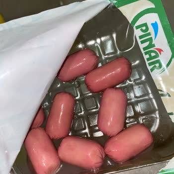Pınar Et ve Süt Marketten Alınan Markalı Sosisin Tazeliği Hakkında Şikayet