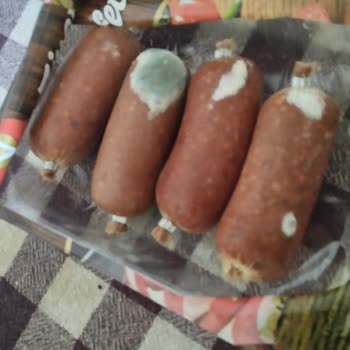 Namet Parmak Sucuk Paketten Küflü Çıktı.