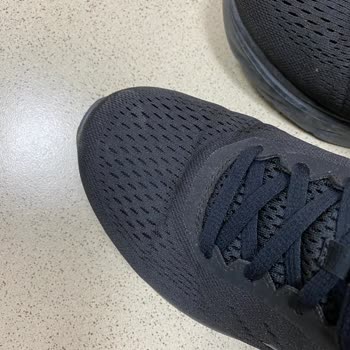 Skechers Ayakkabı Problemi Var!