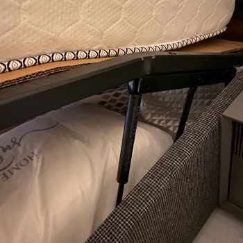 Kargılı Mobilya Kalitesiz Ürün Ve Kötü Hizmet Deneyimi
