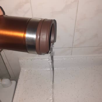 Kutupayısı Kutup Ayısı Stanley Termos Su Kaçırıyor.