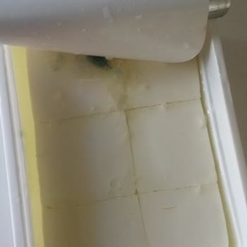 Pınar Et ve Süt Marketten Alınan Süzme Peynirde Küf Sorunu