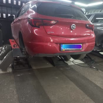 Yocar Otomotiv 'de Lastiklerim Hasar Gördü