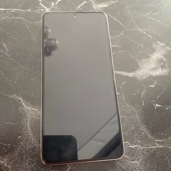 Tecno Mobile Bu Telefon Çok Kötü