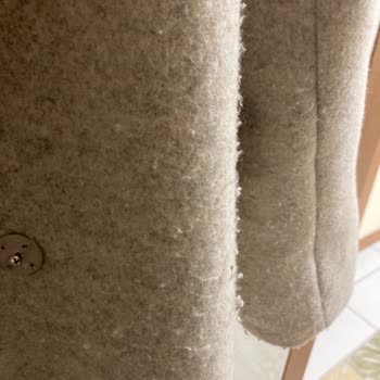 H&M Kaban İlk Giymemde Tüylendi