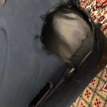 AJet (Anadolu Jet) Paramparça Olmuş Büyük Boy Bagaj