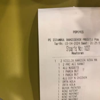 Popeyes Bahçeşehir Gölet Şubesinde Kokmuş Tavuklar Servis Ediliyor