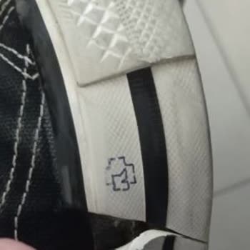 Sneaks Up Converse Ayakkabı 5 Ayda Yırtıldı