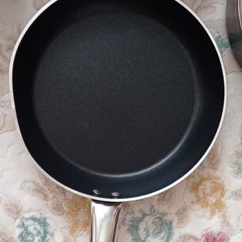 Madame Coco Yamuk Gelen Tava