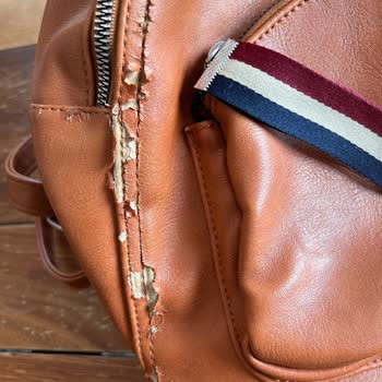 Derimod Çantanın Kalite Sorunu Ve Markanın İlgisizliği