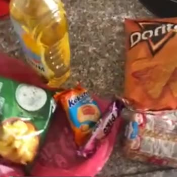 Yemeksepeti Market  Uygulamasından Sipariş Edilen Ürünün Yarısı Geldi!