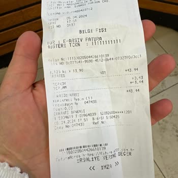 A101 Kasiyer Bir Soruya Dalga Geçer Gibi Cevap Vermesi