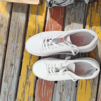 Lufian Yanlış Beden Ayakkabı Ve 12 Gün Sonra Kargoya Ürün Verilmesi