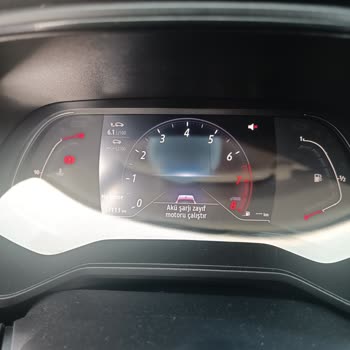 Renault Akü Şarj Ediliyor Uyarısı