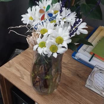 ÇiçekSepeti Çiçek Sepetinden Gönderilen Özensiz Eksik Hazırlanmış Çiçek