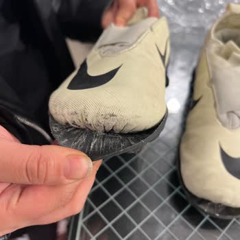 Nike Kalite Beklentisi Karşılanmadı: Çocuk Krampon Sorunu