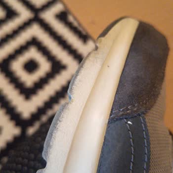 Hepsiburada Skechers Ayakkabı 1 Ayda Kenarlar Açıldı