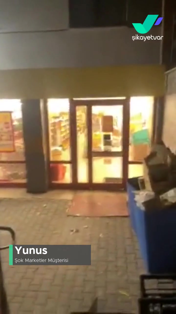 Şok Çalışanları İş Yerini Açmıyor videonun kapak resmi