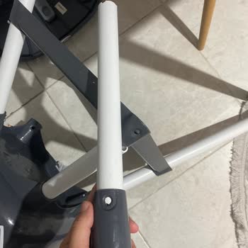 Kraft Baby Mama Sandalyesi Ayağı Kırık