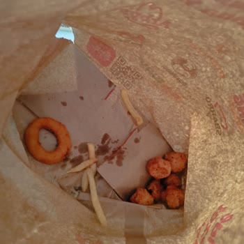 Burger King Pişmanlıktır Yine Paramızla Rezil Olduk