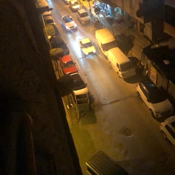 Güngören Belediyesi Konteyner Yerinin Sabitlenmesi Ya Da Kaldırılması Lazım!