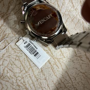 Saat & Saat Escape Saat Pil Kapağı Pas Yaptı!