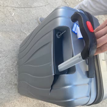 Adıyaman Ünal Turizm Ahmet Çıkar Valiz Kırılması