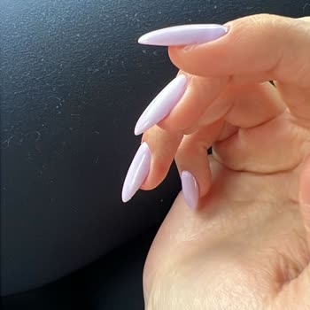 Merve Sabah Beauty Protez Tırnak İşlemi