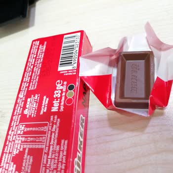 Ülker Napoliten Çikolatadan Kurt Çıktı!