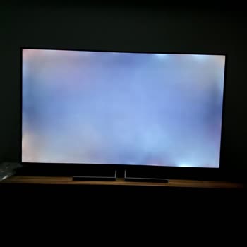 Grundig TV'de Işık Sızıntısı Ve Ekran Sorunu!