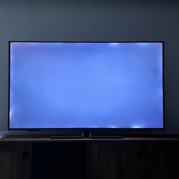 Grundig TV'de Işık Sızıntısı Ve Ekran Sorunu!
