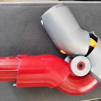 Dyson V12 Mobilya Altı Adaptör Sorunu