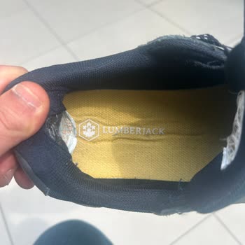 FLO Ayakkabı Aldığım Bu Ürüne Garanti Veriyorlar Ama Kimse Yok