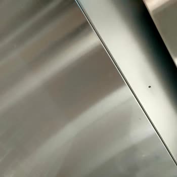 Samsung Bulaşık Makinesi Boya Attı