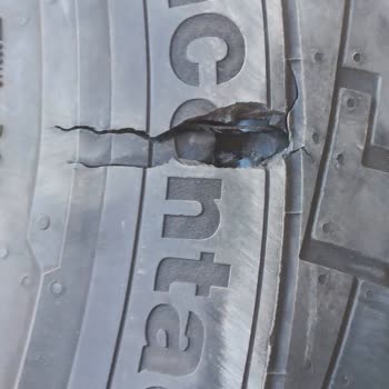 Continental Lastikleri Yanaktan Yırtılma