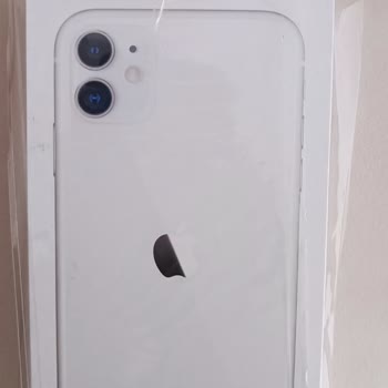 İPhone 11 Carrefour SA'dan Aldım Ürün Açılmış Jelatini Bantlanmış!