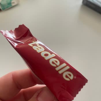 Tadelle De Zıvanadan Çıkmış!