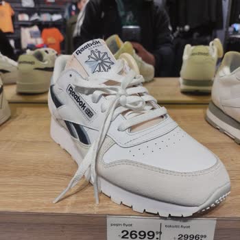 Nissara AVM FLO Mağazası Etiket Yükselmesi