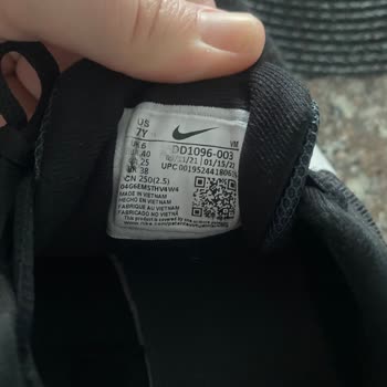 Deichmann Nike Ayakkabı 4 Ayda Yırtıldı